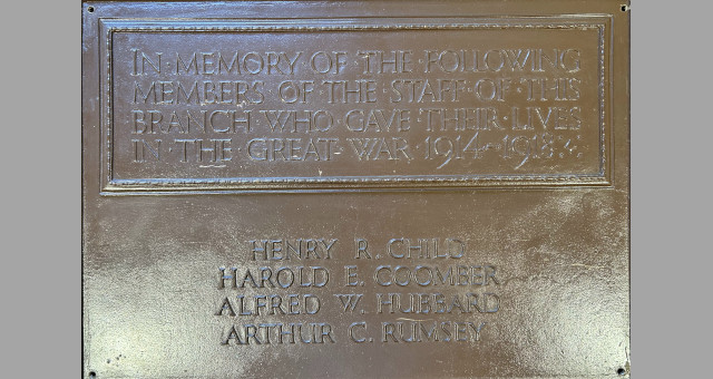 Photograph of London Temple Bar branch First World War memorial